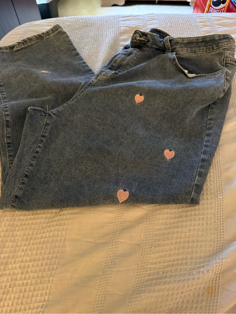SHEIN Dark Wash High-Rise Jeans with Pink Heart Embroidery 3X fits like a 2X
